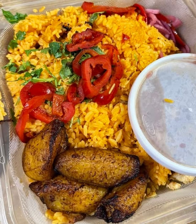Arroz Con Pollo.